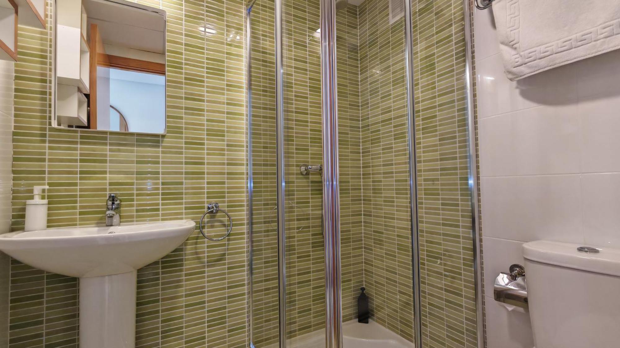 Benidorm High Rise Apartments - Sea Views - Torre Lugano Екстер'єр фото