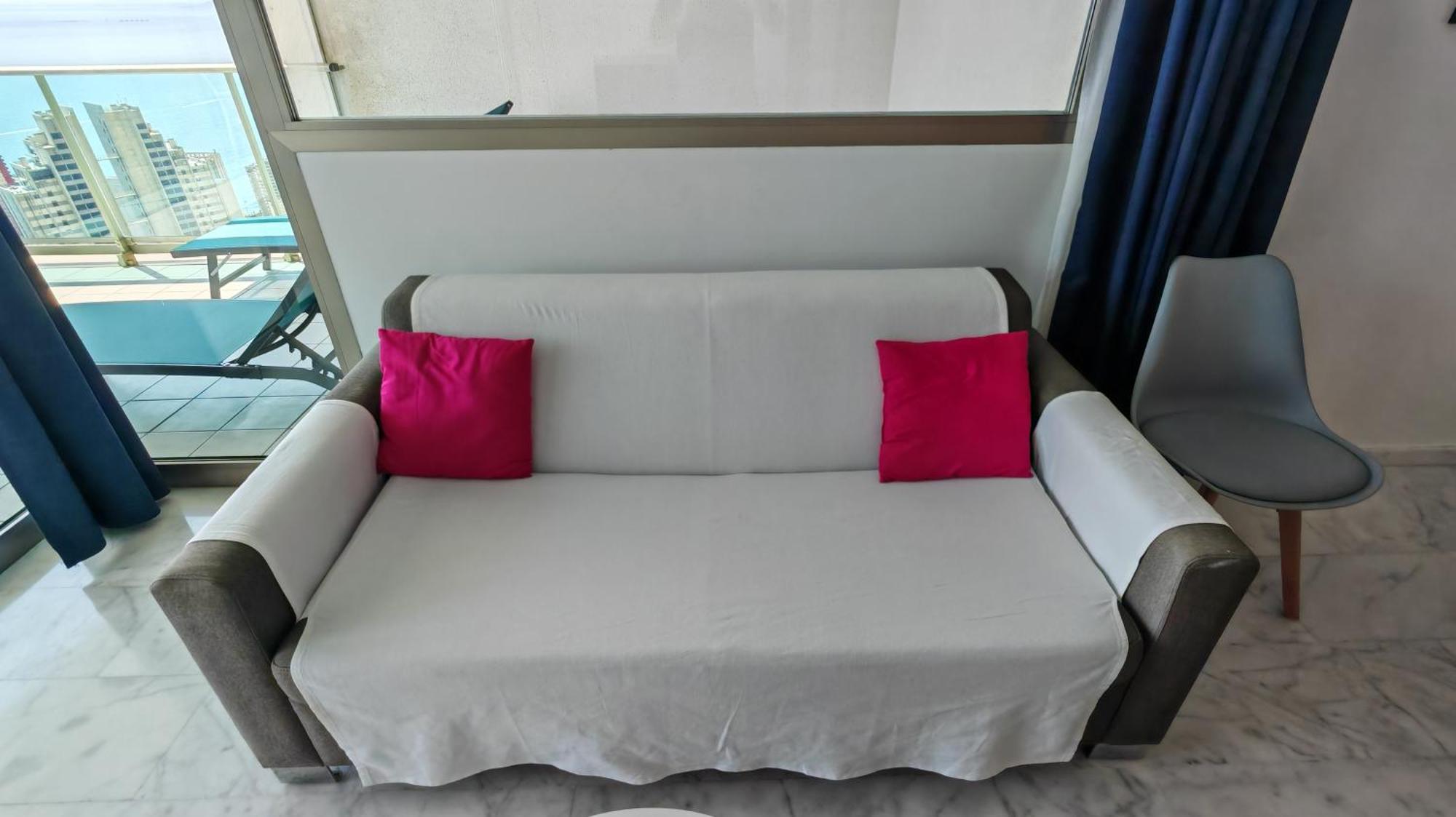 Benidorm High Rise Apartments - Sea Views - Torre Lugano Екстер'єр фото