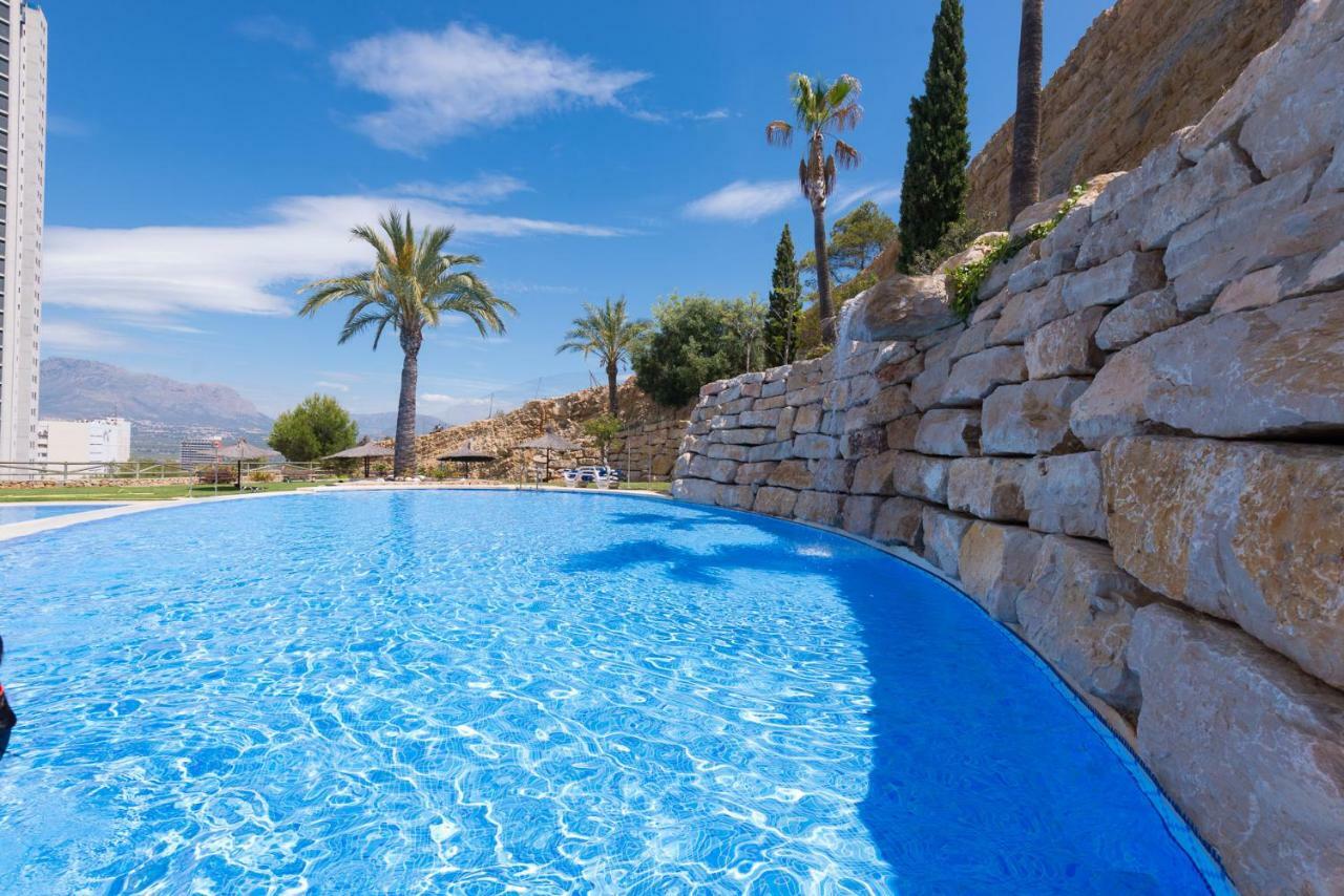Benidorm High Rise Apartments - Sea Views - Torre Lugano Екстер'єр фото